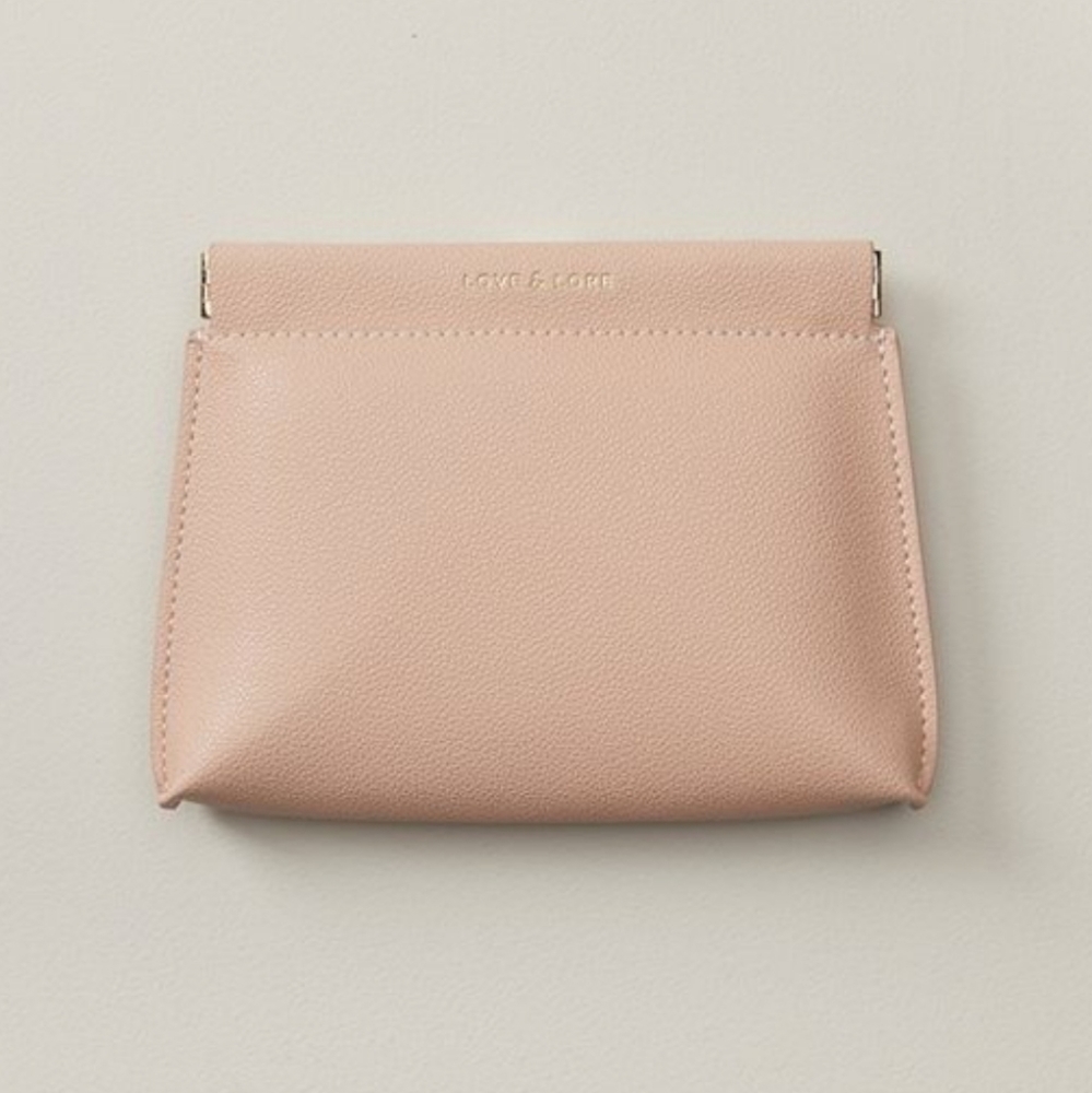 Love & Lore Pop Pouch